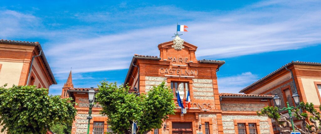 Mairie Castelnau d'Estrétefonds